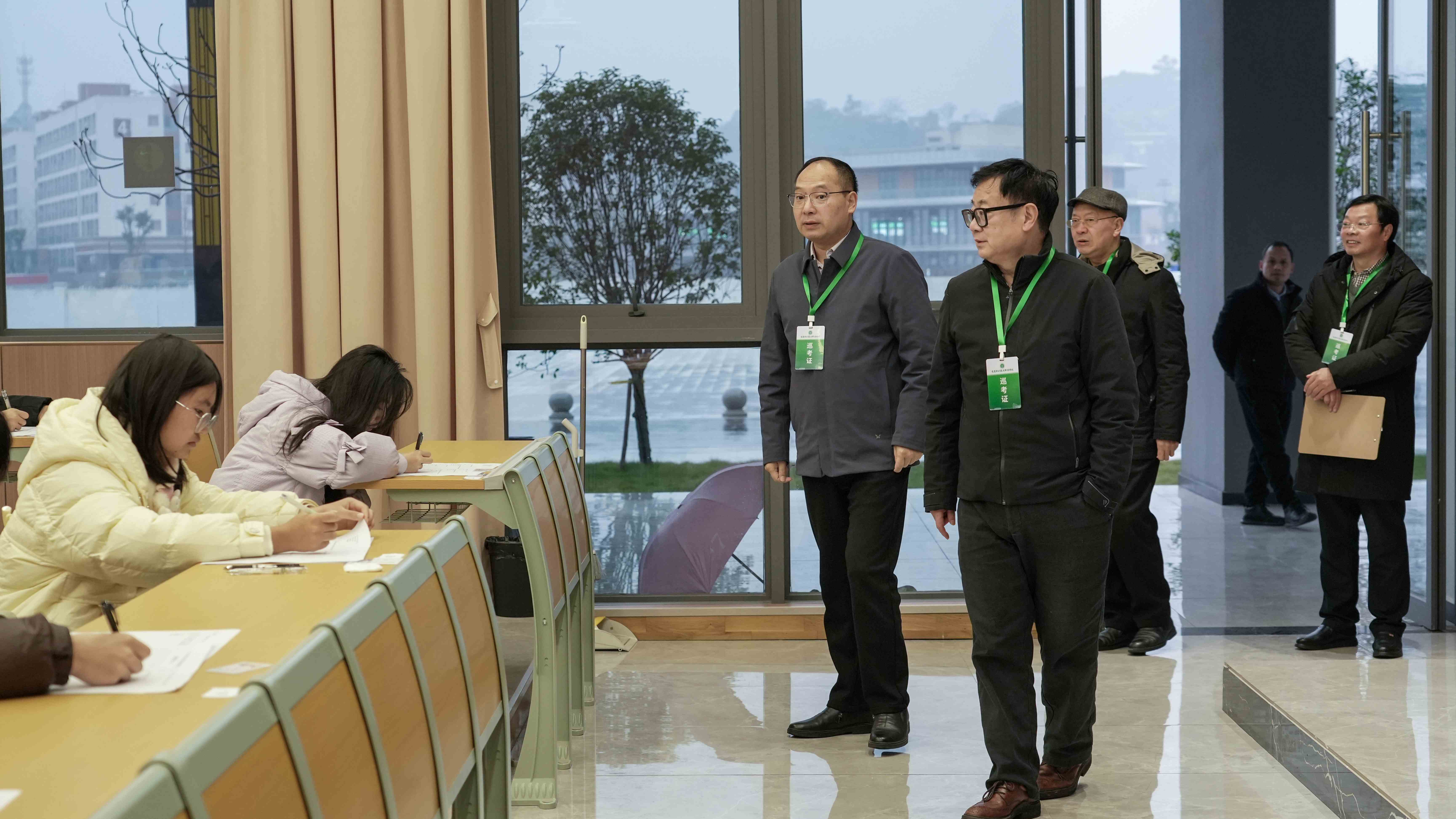 开云在线登录app入口首期期末考试有序开展