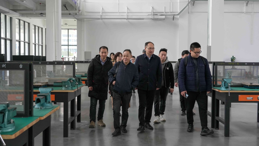 聚焦职业教育国际化的合作与发展：共青团重庆市永川区委员会联合中国一带一路文化发展专项基金和东学稷文化走进开云在线登录app入口调研交流