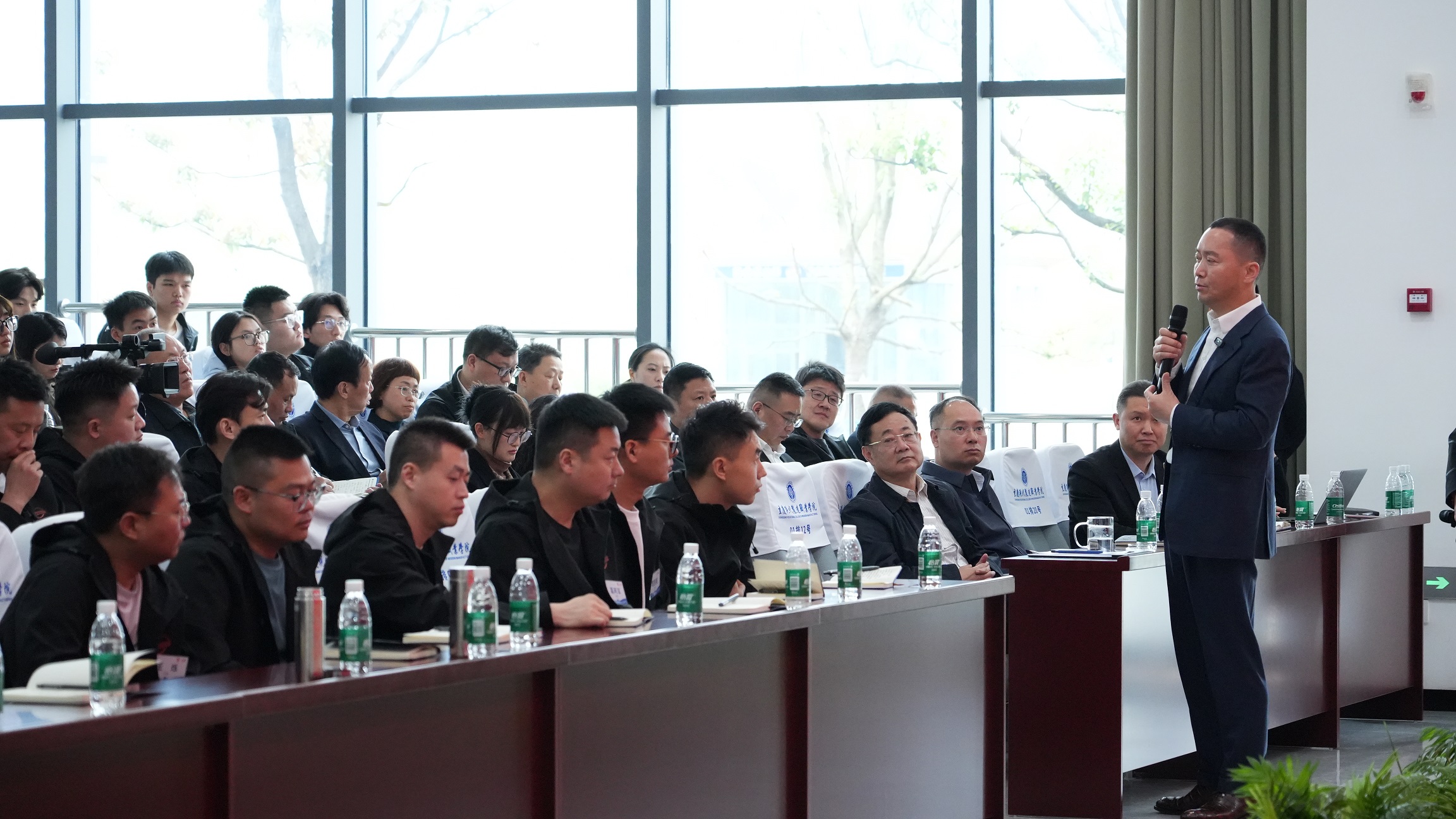 84aea04f4cb13a0b0d57757a50752dc8